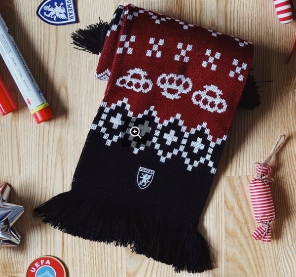 PG Wear - Schal "Snowflake" ()