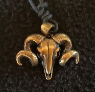Anhänger - Widderkopf - Bronze